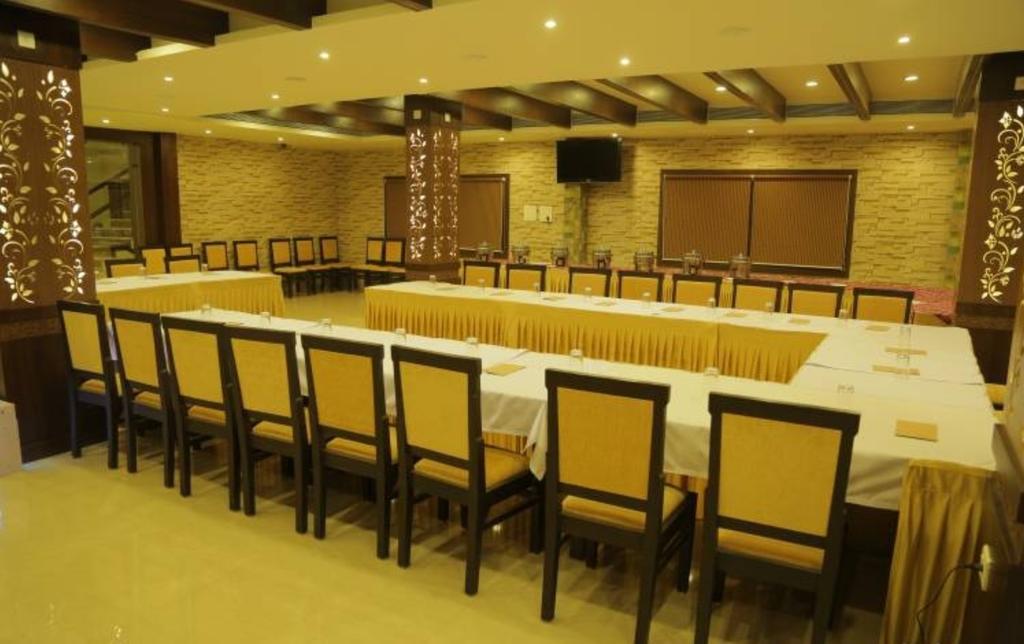 Hotel Shiv Vilas Bhopal Exterior foto
